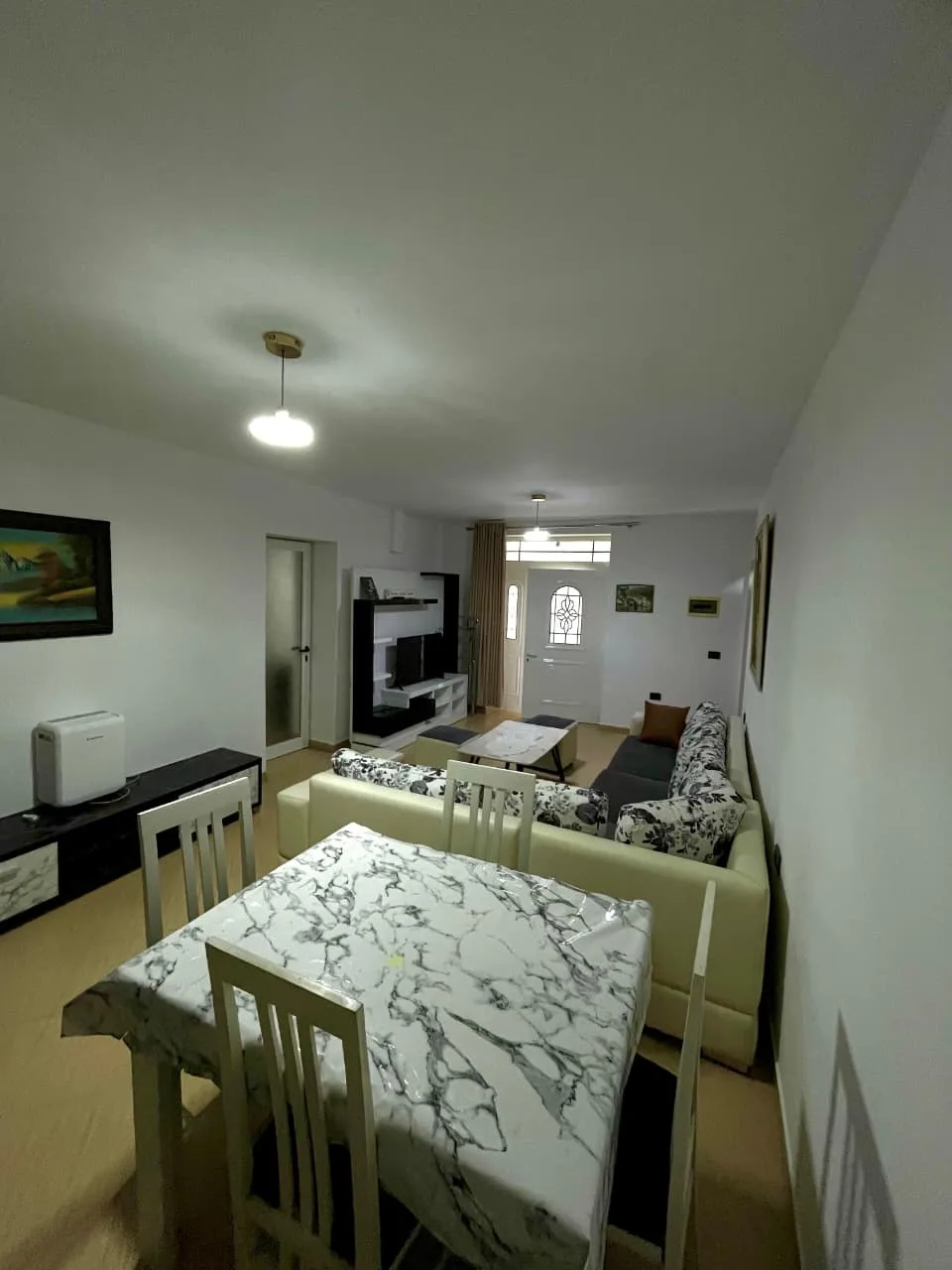 Shitet apartament (1+1), Ali Dem 2