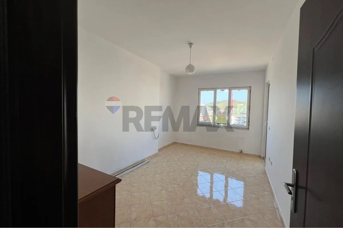 JEPET APARTAMENT 2+1 NË YZBERISHT 3