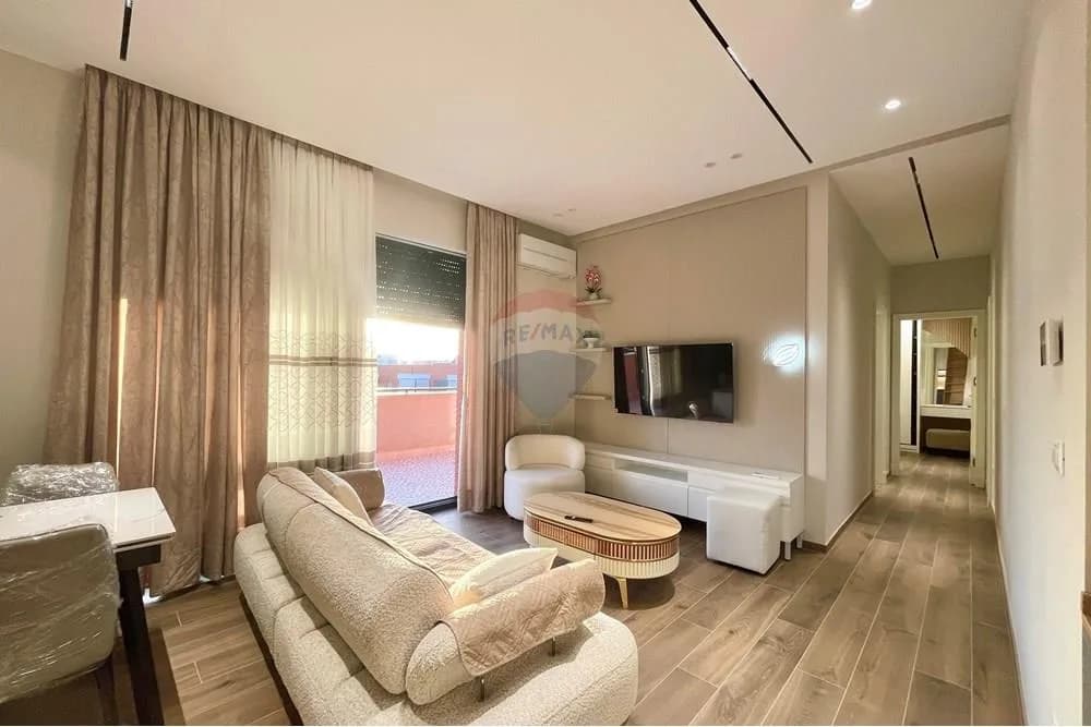 Apartament - Për Qira - Kompleksi Delijorgji, Tiranë